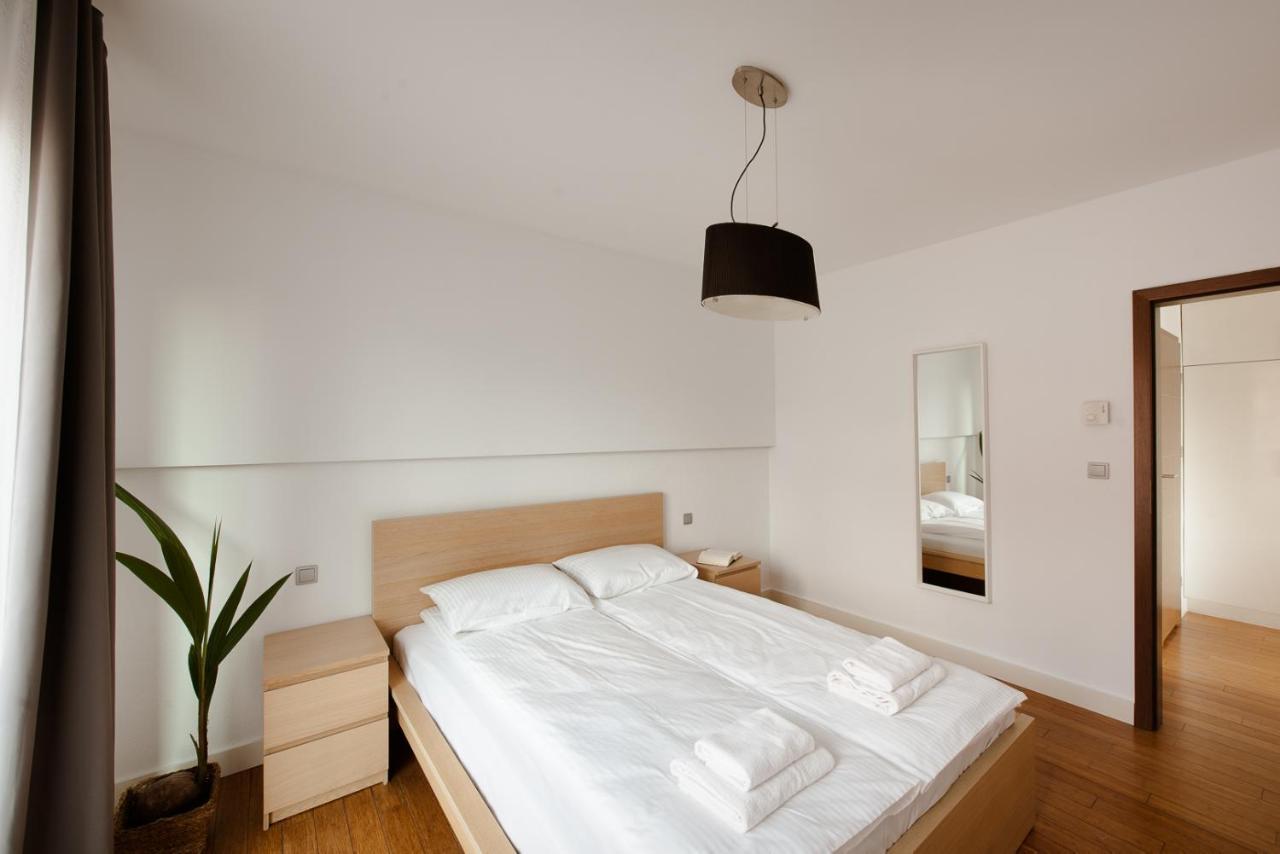 Spacious Apartment Close To Main Station / Galeria Krakowska Eksteriør billede