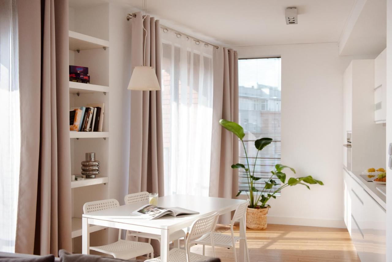 Spacious Apartment Close To Main Station / Galeria Krakowska Eksteriør billede